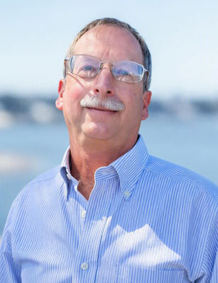 Dan Riccio Team Photo