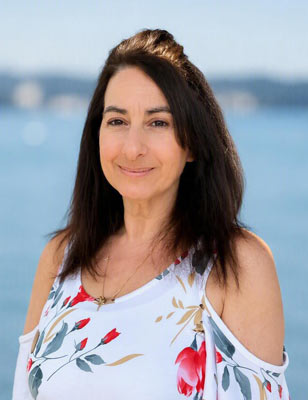 Sandra Dugay Team Photo